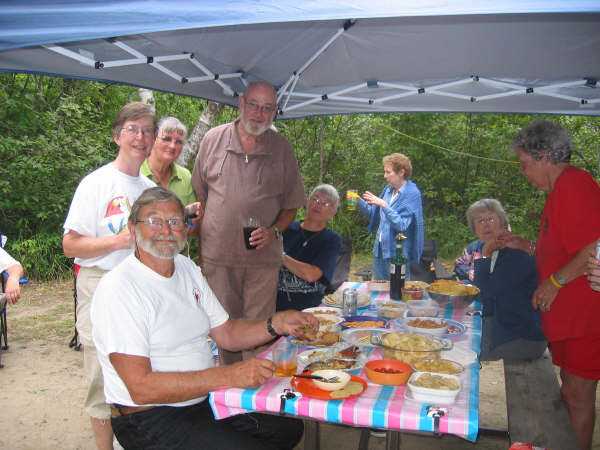 Photo: Delicous Snacks (not sure which event)
Photographer: Somebody with the McCulloch's Camera
File: JPEG 49 kB