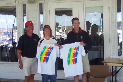 Photo: Mark Searle Congratulates Heather and Greg
Photographer: Derek Pugh