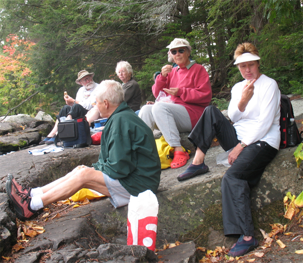 Photo: Lunch on the Rocks
Photographer: Peter Kaiser