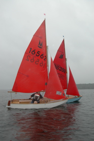 Photo: Shelley Inches Ahead of Heather