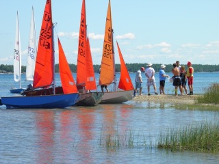 Photo: Discussing the Route Around Sandy Island