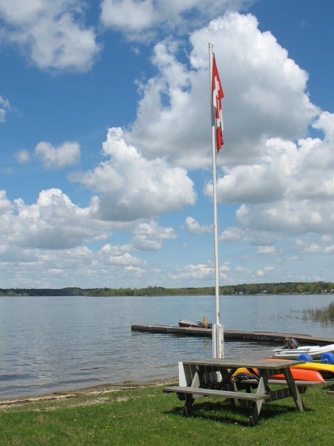 Photo: A Beautiful Day, but the Flag is Unmoved