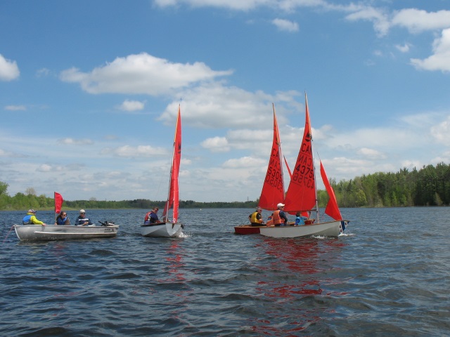 Photo: Heather, Erik and Steve are All Close to the Line